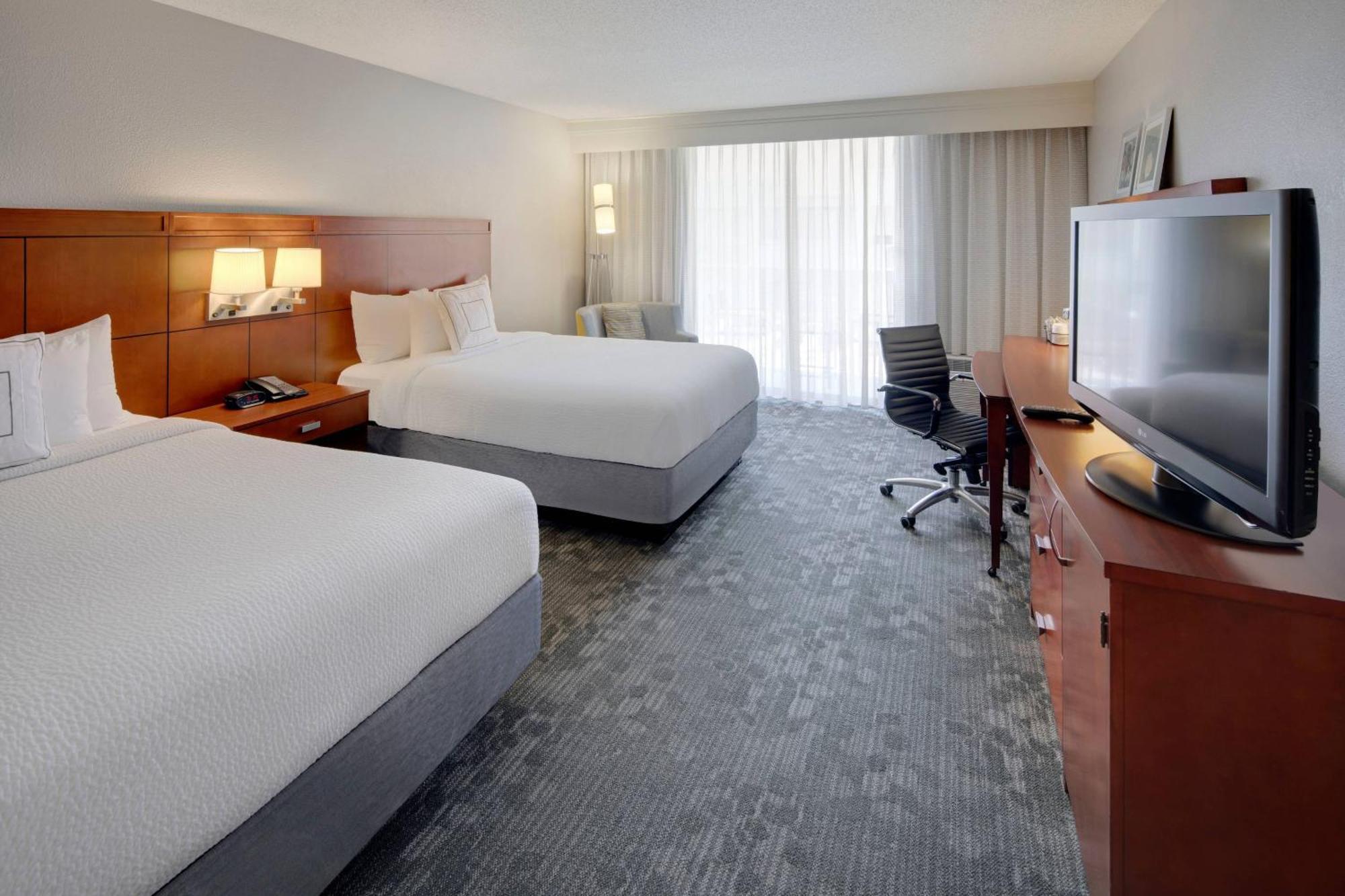 Courtyard Atlanta Norcross/Peachtree Corners Hotel Buitenkant foto