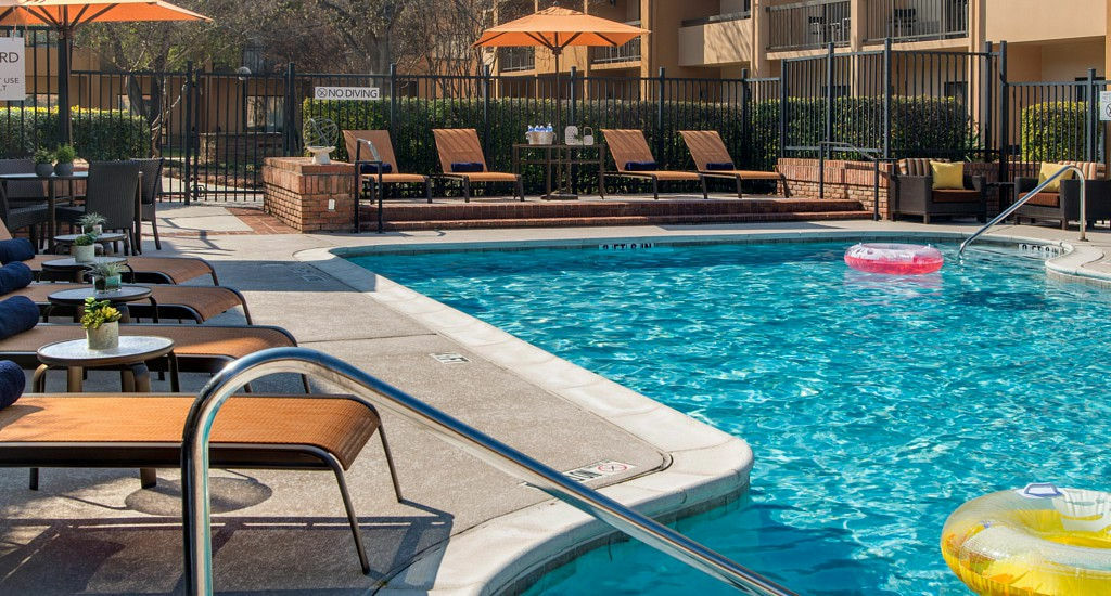 Courtyard Atlanta Norcross/Peachtree Corners Hotel Buitenkant foto